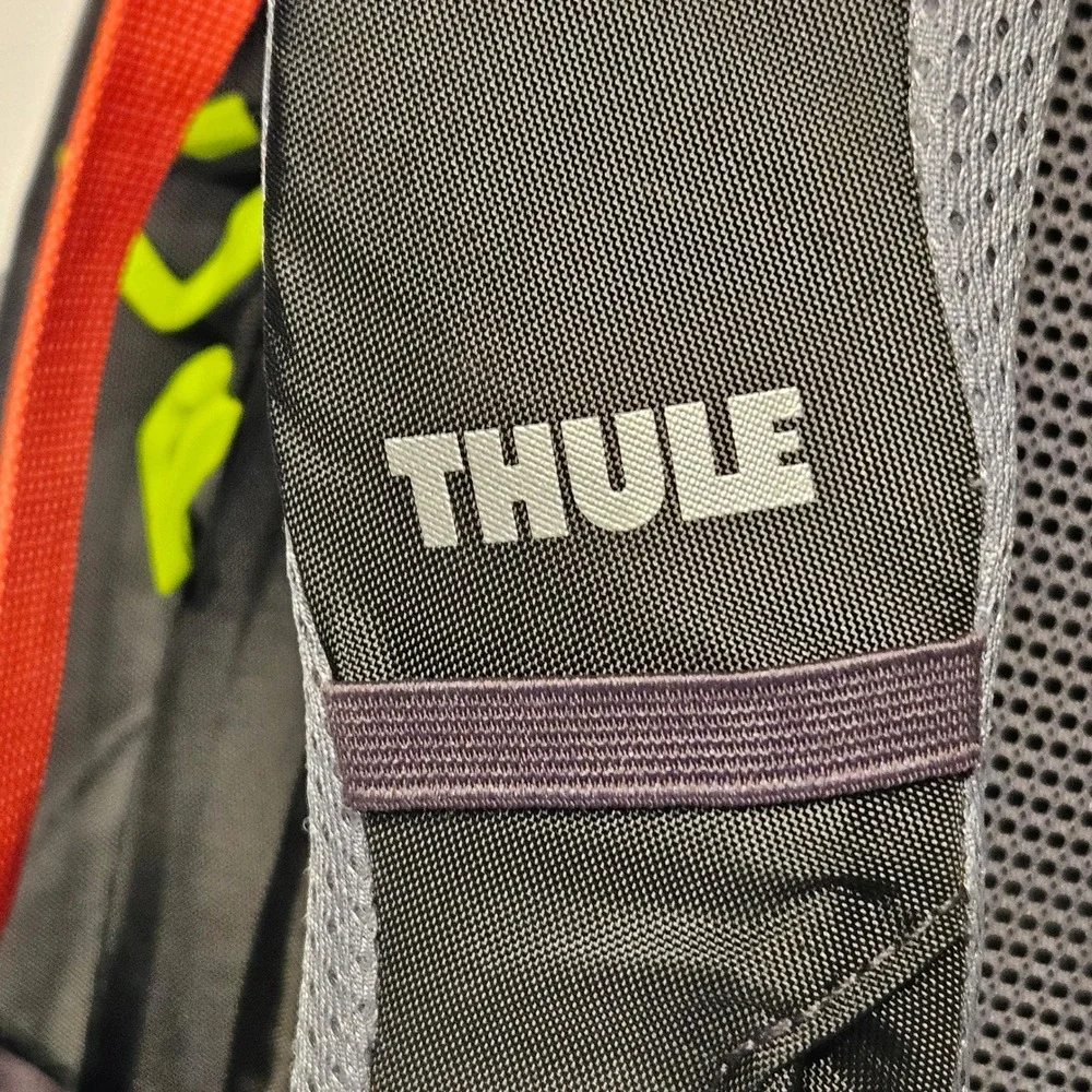 Thule Capstone 22 Backpack Orange Charcoal Hiking Daypack with Bladder 207404